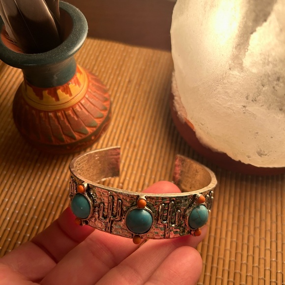 🌵 Southwestern Silver faux Turquoise Cuff Bracelet cactus 🌵 - Picture 11 of 12